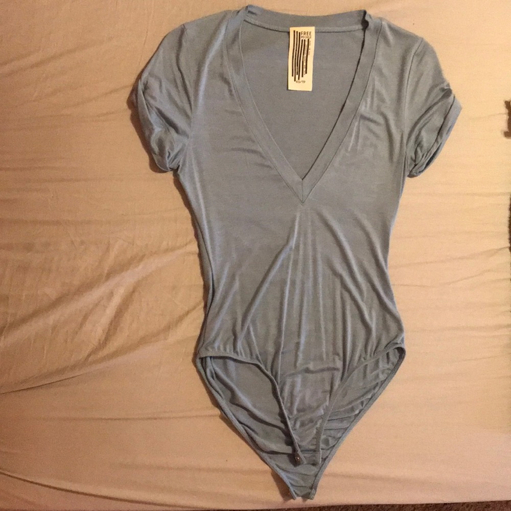 ✨Free people✨ bodysuit❤️
